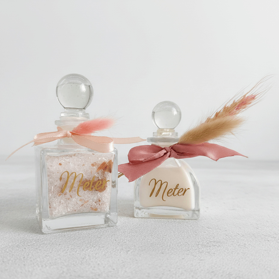 Luxe Meter Cadeauset – Elegante Glazen Flacons met Badzout & Schuimbad