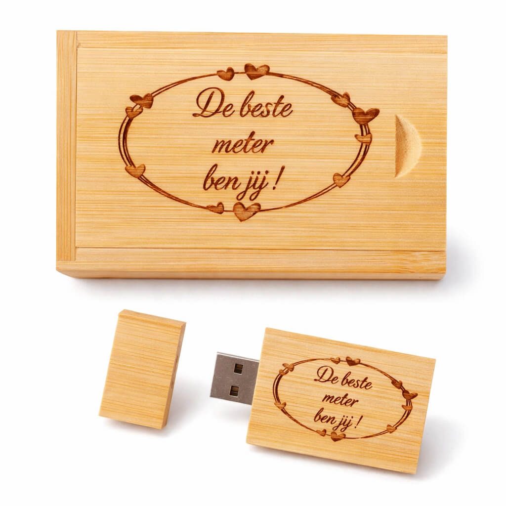 Cadeau Meter - Houten USB-stick met gravure "De beste meter ben jij!" - Persoonlijk bedankje - 32 GB