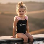 Gepersonaliseerd Kinderbadpak met Naam – Rosé Goud – Luxe Badmode Meisje (2-7 jaar)