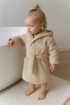 Beige peuter / kleuter / baby badjas met naam geborduurd