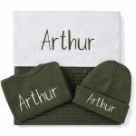 Stoer Kraamcadeau Jongen met Naam – Legergroene Baby Set – Gepersonaliseerd Geboortecadeau