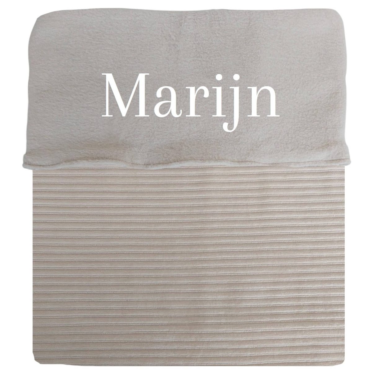 Beige wieg deken met naam geborduurd – rib - beige fleece